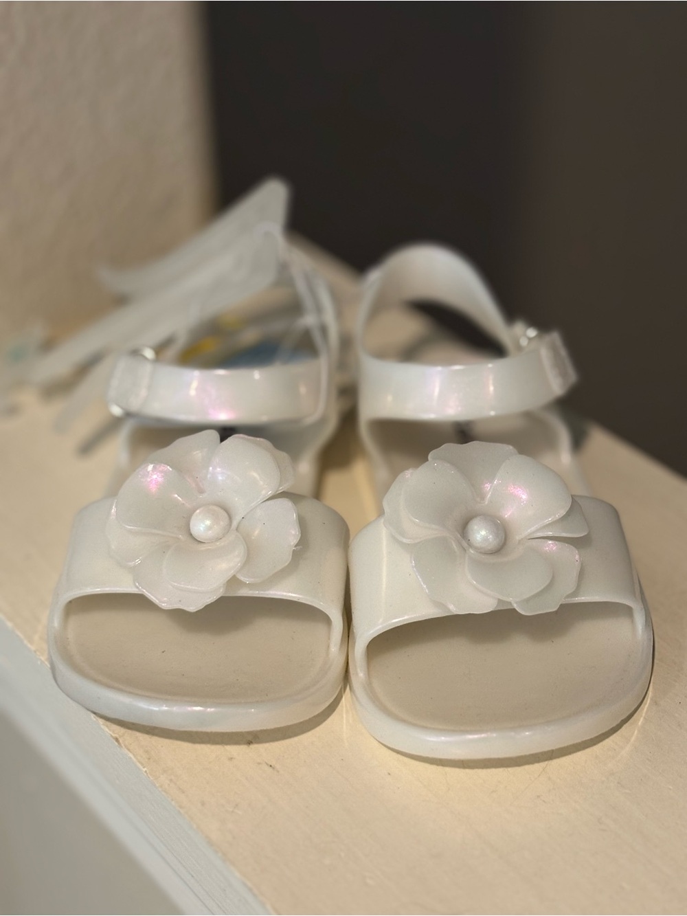 Girls Cat & Jack Toddler Pearl White Colored Sandal Size 9 NEW - Picture 3 of 6